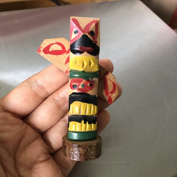 Vtg Japanese Totem Pole Figurine Hand Painted Carved Wooden Native American Art - Picture 6 of 7